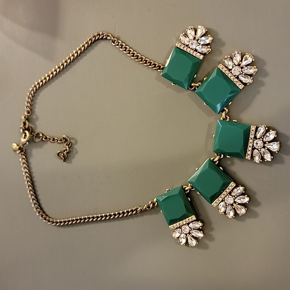 J. Crew Green & Clear Chunky Statement Gold Tone Necklace Fashion Costume GUC - Picture 8 of 16